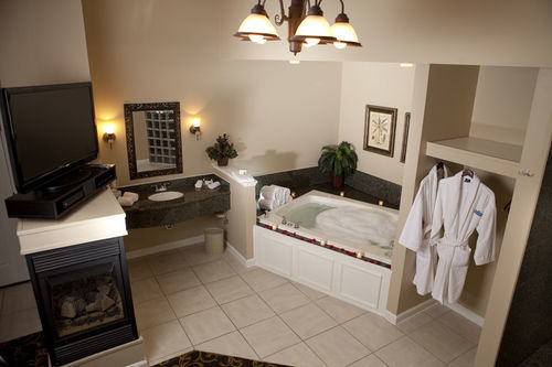Belamere Suites Hotel Perrysburg Exteriör bild
